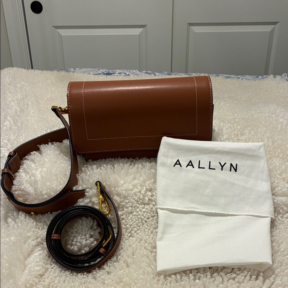 AALLYN INGRID NWOT Cognac Leather shoulder and crossbody straps - Picture 2 of 6